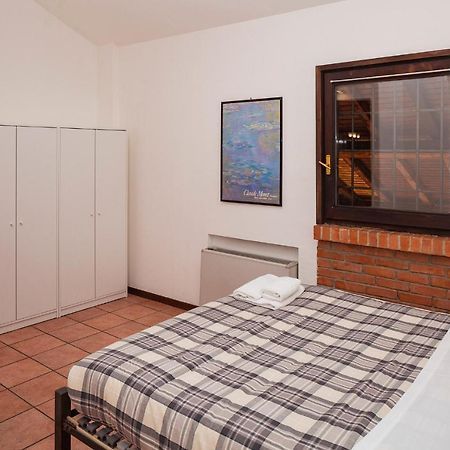 Residence San Raffaele 1 Milan Bagian luar foto