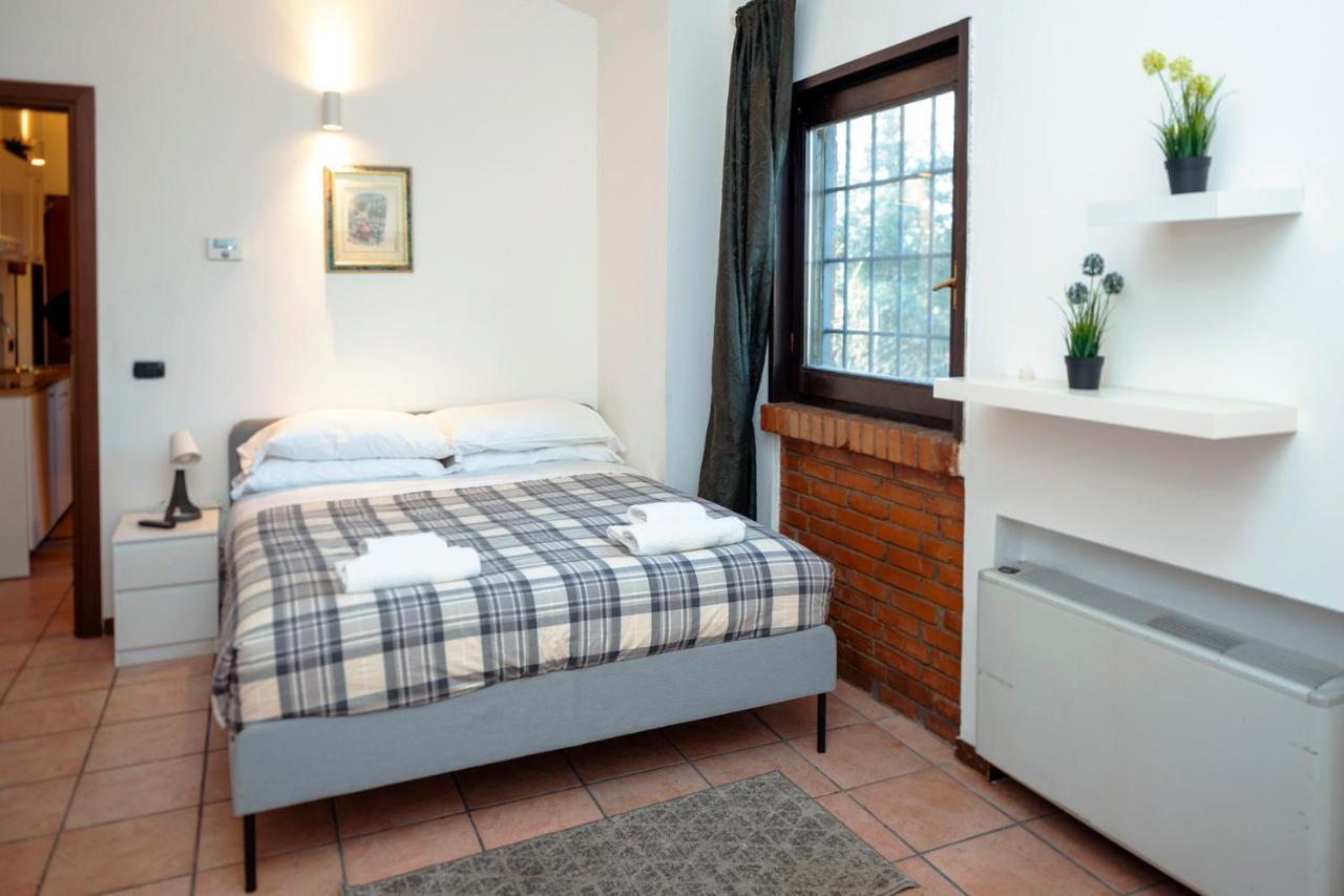 Residence San Raffaele 1 Milan Bagian luar foto